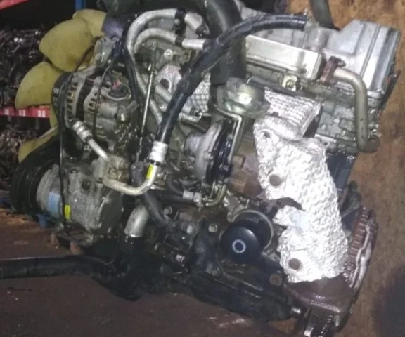 Двигатель без навесного для Mazda MPV LV 1995-1999 на фотографиях