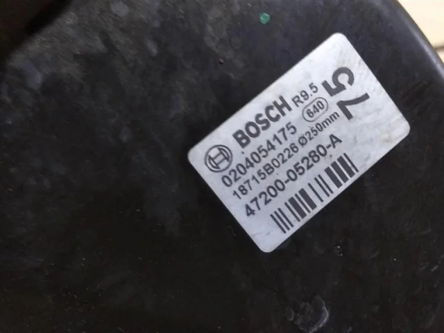 Вакуумный усилитель тормозов для Toyota Avensis Универсал T270 2008-2018 на фотографиях