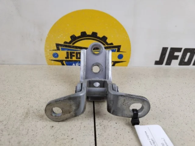 Петля двери задняя левая нижняя для Kia Cerato YD 2016-2020 rest. на фотографиях