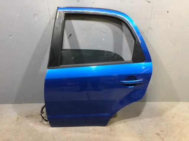Дверь задняя левая для Suzuki SX4 2006-2009 на фотографиях