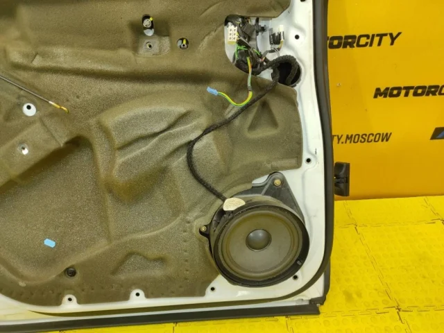 Дверь задняя левая для Mercedes-Benz S class W220 1998-2005 на фотографиях