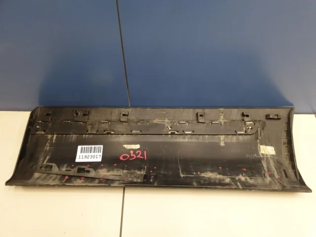 Молдинг двери задний правый для Ford Explorer U502 rest 2014-2019 на фотографиях