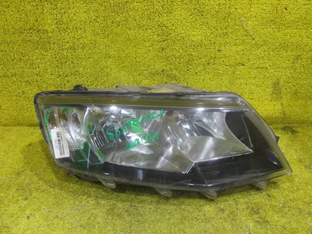 Фары для Skoda Octavia A7 Tour на фотографиях