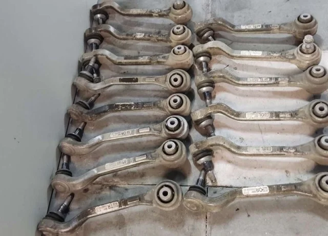 Рычаг передний левый нижний для BMW 3er G20 2018+ на фотографиях