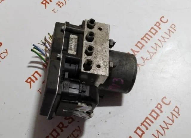 Блок ABS для Citroen C4 Седан 2010-2016 на фотографиях