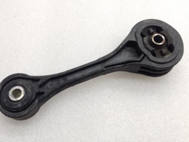 Опора двигателя передняя левая верхняя для Subaru Forester SJ 2013-2016 на фотографиях