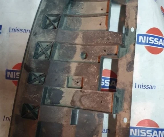 Спойлер переднего бампера для Nissan X-Trail T32 RU 2015-2022 на фотографиях