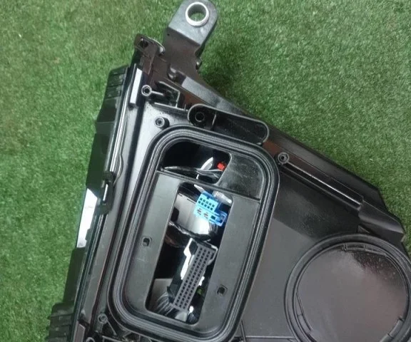 Фары для Mercedes-Benz S class W223 2021+ на фотографиях