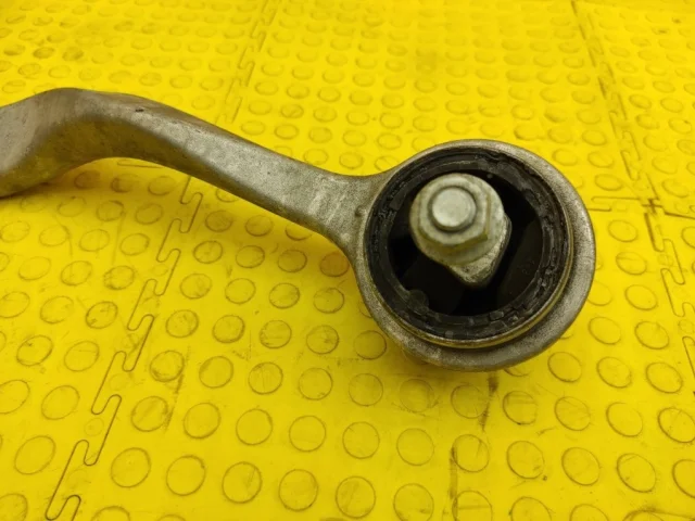 Рычаг передний правый нижний для BMW 5er Е60 2003-2010 на фотографиях