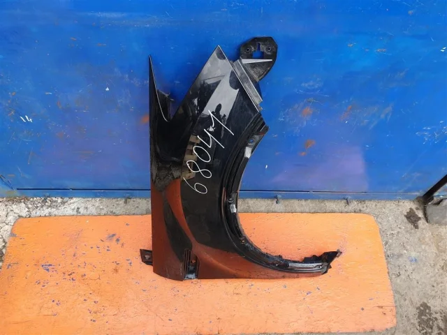 Крылья для Ford Kuga CBV 2008-2013 на фотографиях