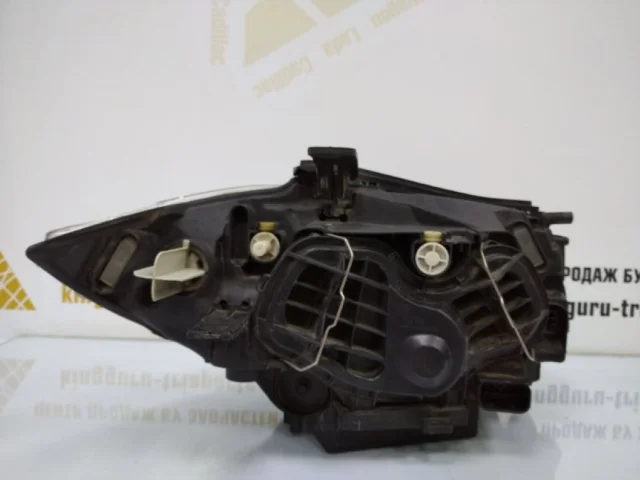 Фара левая для BMW 1er Е81 2007-2012 на фотографиях