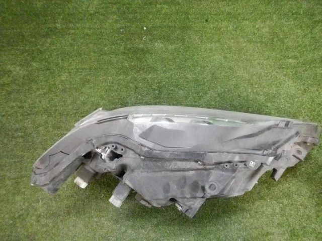 Фара левая для Lexus RX AGL10, GGL10, GLV15, GGL15, GLV10 2009-2015 на фотографиях