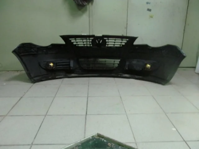 Бампер для Volkswagen Polo IV (9N3) 2005-2009 на фотографиях