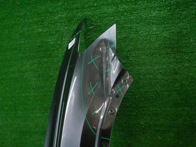 Крыло правое для Audi Q8 4M 2018-2023 на фотографиях