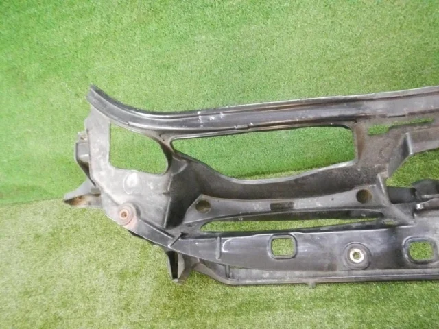 Панель радиатора (телевизор) для Porsche Panamera 970 rest 2013-2016 на фотографиях