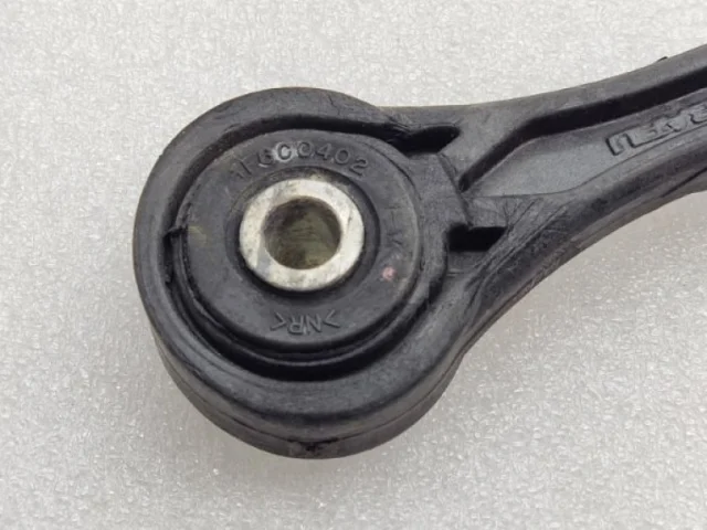 Опора двигателя передняя левая верхняя для Subaru Forester SJ 2013-2016 на фотографиях