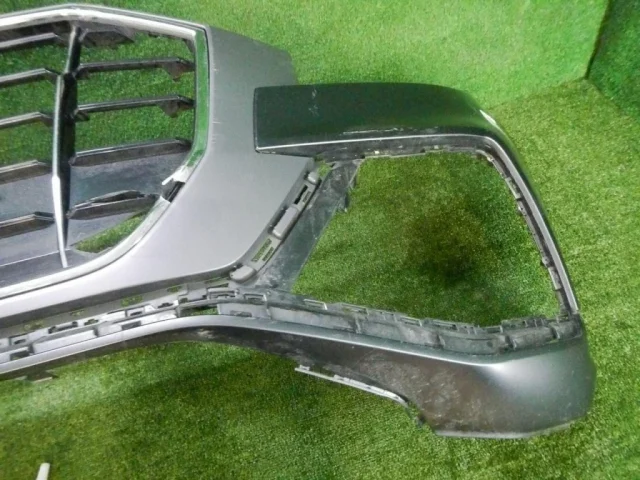 Бампер передний для Audi Q8 4M 2018-2023 на фотографиях