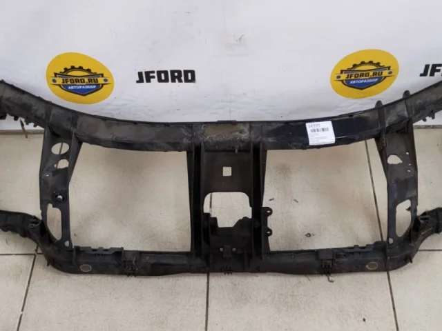 Панель радиатора (телевизор) для Ford Galaxy CD340 2006-2015 на фотографиях