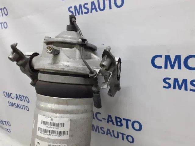 Пневмостойка задняя левая для Volkswagen Touareg II (7P5) Rest 2014-2018 на фотографиях