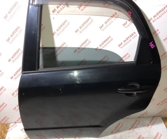 Молдинг двери задний левый для Suzuki SX4 2006-2009 на фотографиях