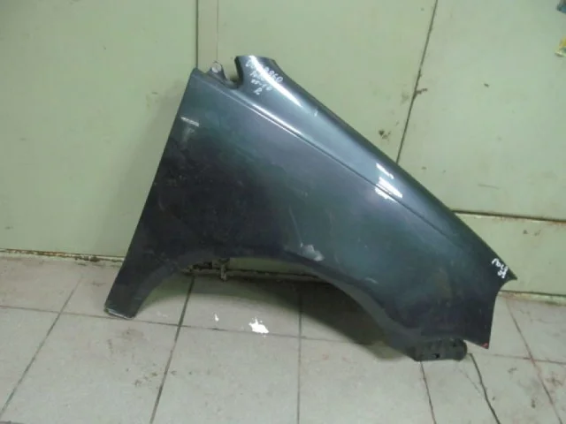 Крылья для Volkswagen Polo IV (9N3) 2005-2009 на фотографиях