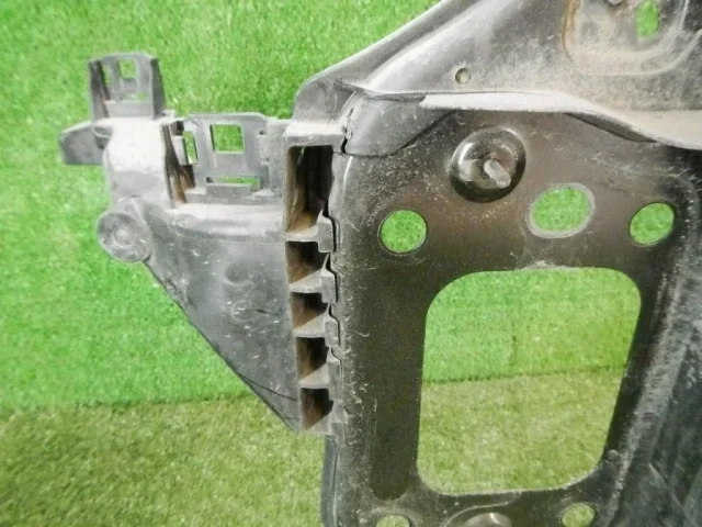 Панель радиатора (телевизор) для Kia Cerato YD 2016-2020 rest. на фотографиях