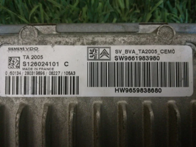 Блок управления АКПП для Citroen C4 Хэтчбек 3dr 2004-2011 на фотографиях