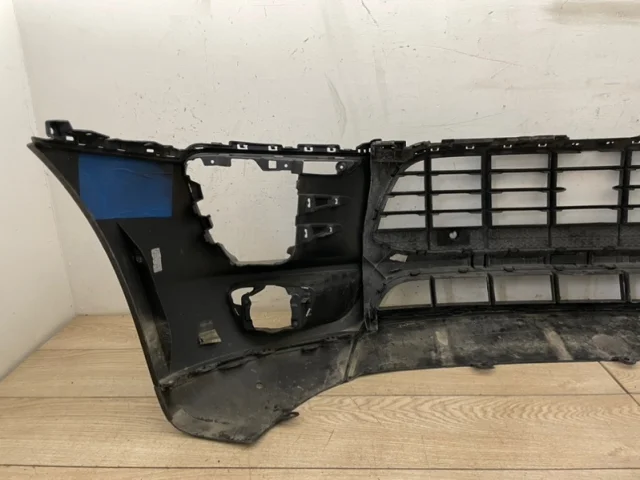 Бампер передний для Porsche Macan 95B 2014-2023 на фотографиях