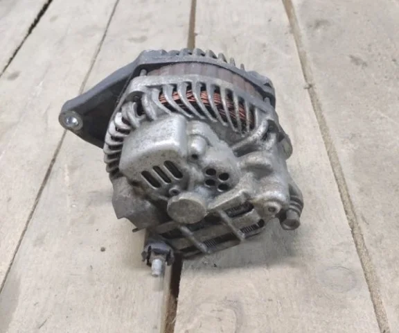 Генератор для Mitsubishi Lancer 10 Хэтчбек CY 2007-2010 на фотографиях