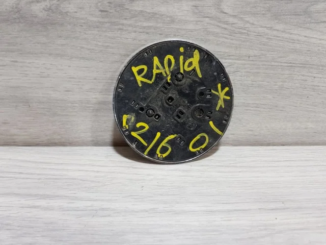 Эмблема задняя для Skoda Octavia A7 на фотографиях