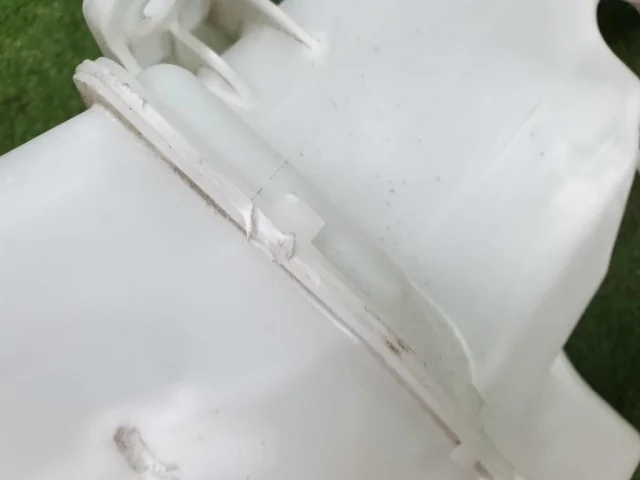 Бачок омывателя для Hyundai Creta 2 SU2 2021+ на фотографиях