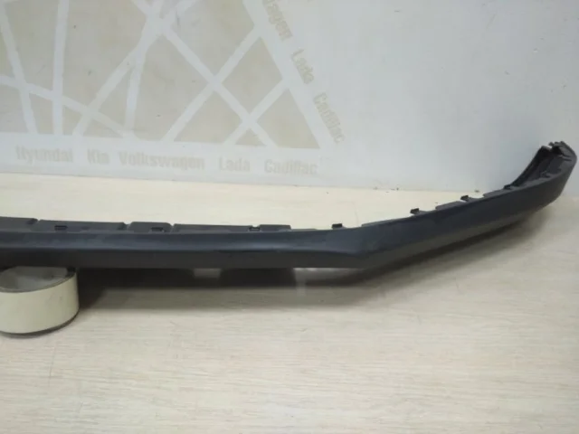 Отбойник капота для Volkswagen Tiguan I NF 2006-2017 на фотографиях