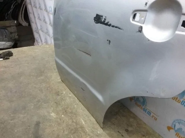 Молдинг двери задний левый для Suzuki SX4 2006-2009 на фотографиях