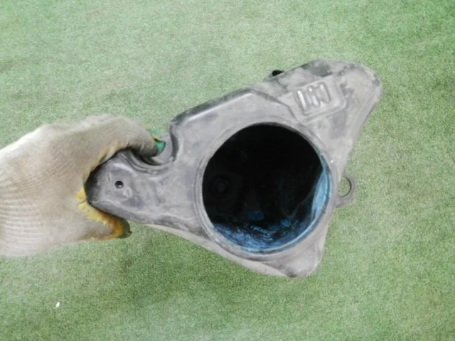 Бачок омывателя для Mercedes-Benz S class W222 2013-2017 на фотографиях