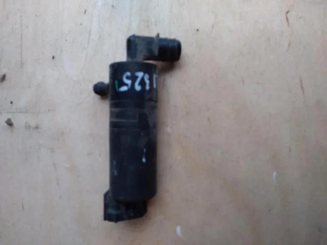 Крышка бачка омывателя фар для Nissan Teana J32 2008-2013 на фотографиях