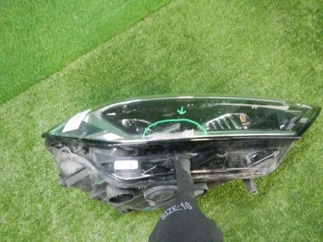 Фары для Volkswagen Jetta 7 2020+ на фотографиях