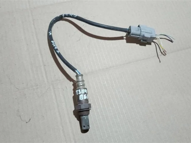 Лямбда-зонд (верхний) для Nissan X-Trail T31 JDM 2007-2013 на фотографиях