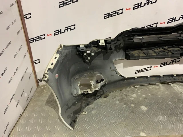 Бампер передний для Citroen C4 Седан 2010-2016 на фотографиях