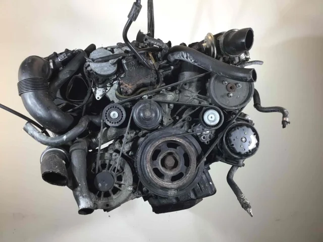 Двигатель для Mercedes-Benz C class S203 2001-2008 на фотографиях