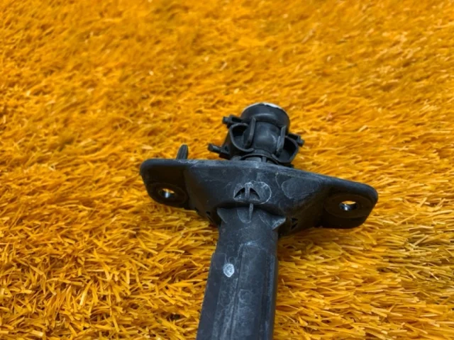 Фароомыватель правый для Audi A7 4G 2010-2014 на фотографиях