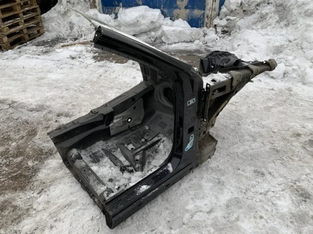 Четверть кузова передняя правая для Mercedes-Benz S class X222 Maybach 2014-2017 на фотографиях