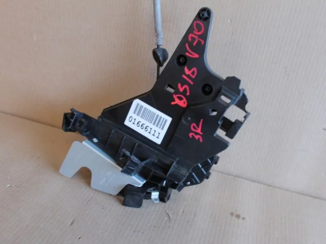 Замок двери задней правой для Volvo S40 MS 2004-2012 на фотографиях