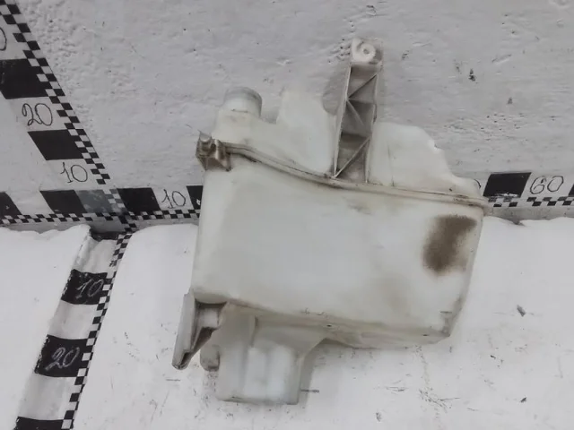 Бачок стеклоомывателя передний для Nissan Juke YF15 JDM 2010-2014 на фотографиях