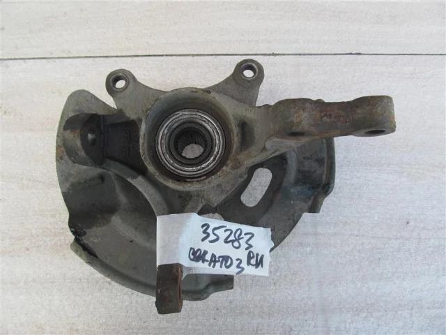 Кулак поворотный правый для Kia Cerato YD 2016-2020 rest. на фотографиях