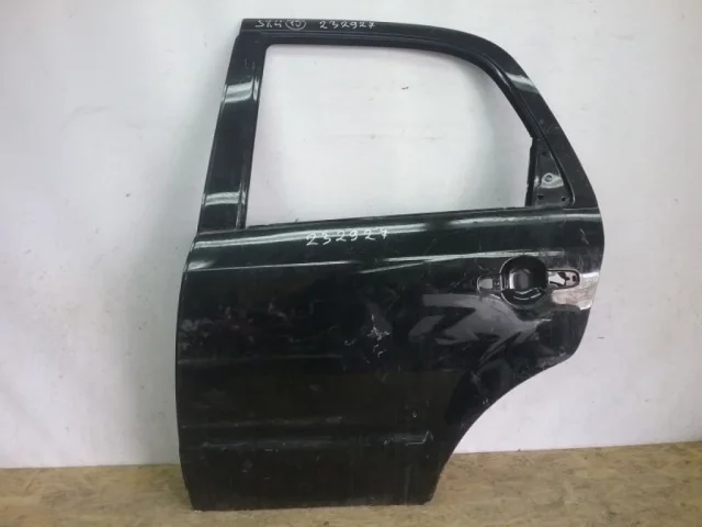 Дверь задняя левая для Suzuki SX4 2006-2009 на фотографиях