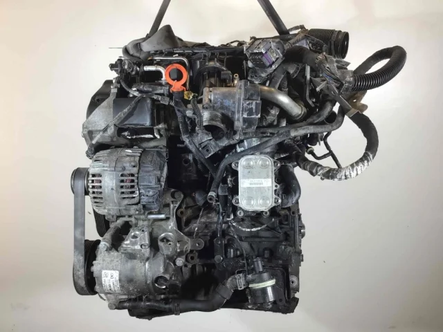 Двигатель без навесного для Volkswagen Caddy IV (2K) 2015-2020 на фотографиях