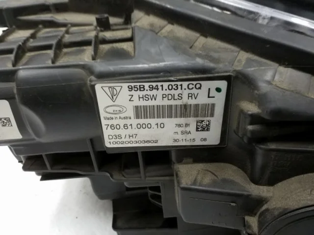 Фары для Porsche Macan 95B 2014-2023 на фотографиях