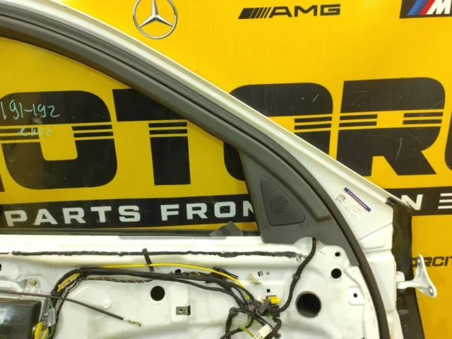 Дверь передняя левая для Mercedes-Benz S class W220 1998-2005 на фотографиях