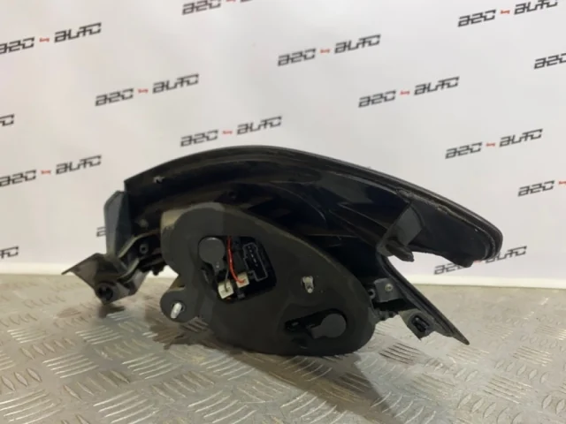 Фонарь внешний левый для Citroen DS4 2011-2016 на фотографиях