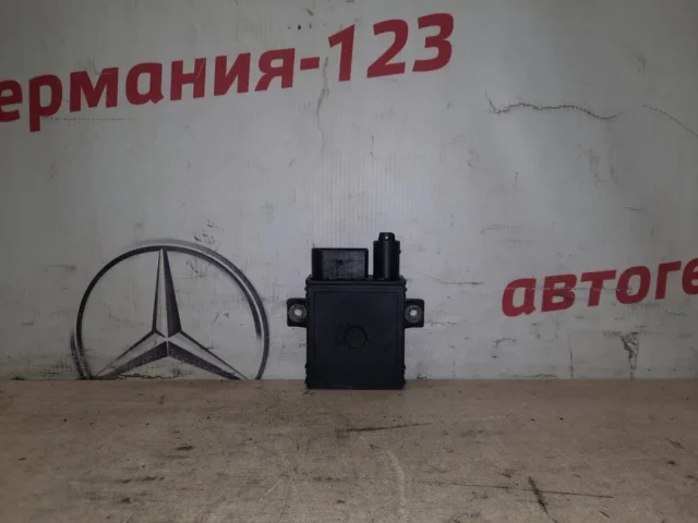 Реле свечей накала для BMW X5 Е70 2006-2013 на фотографиях